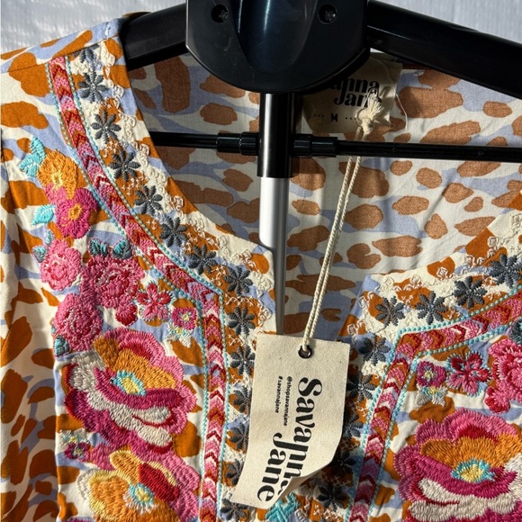 Chic Bohemian Floral Embroidered Top - Multicolor - Picture 2 of 5